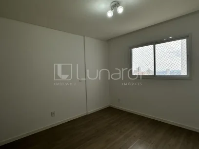 Foto Apartamento com 3 Dormitórios