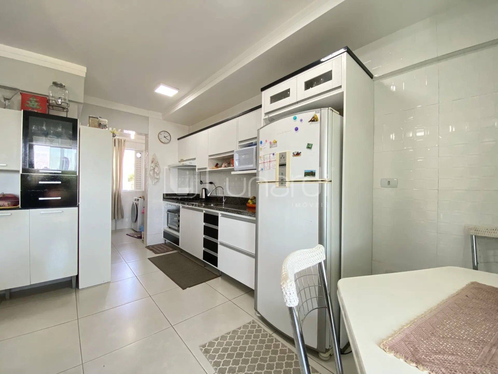 Foto Apartamento com 3 Dormitórios