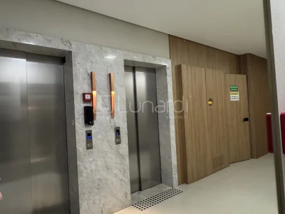 Foto Apartamento com 2 Dormitórios