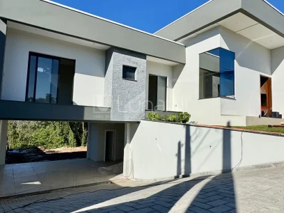 Foto Casa com 3 Dormitórios