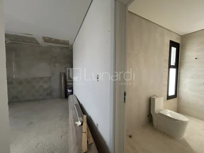 Foto Cobertura com 4 Suítes