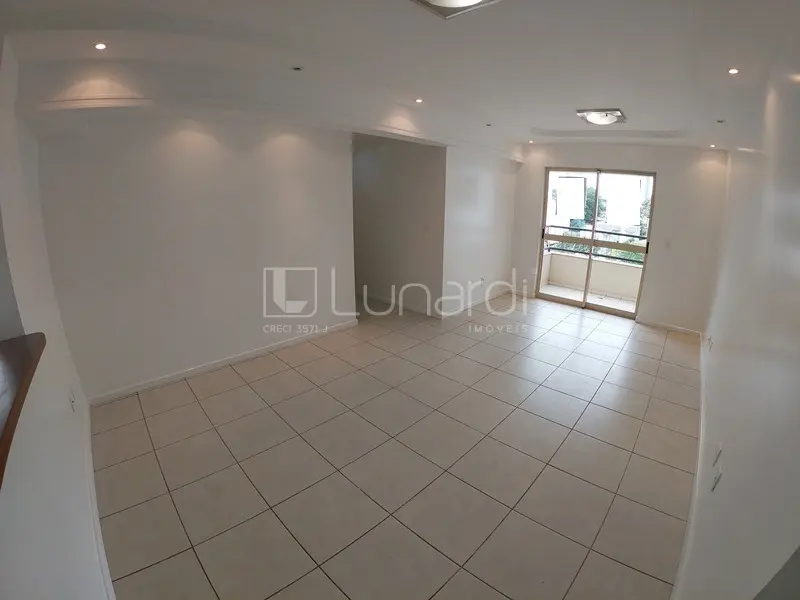 Foto Apartamento com 3 Dormitórios