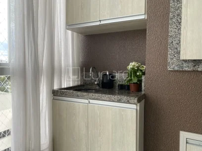 Foto Apartamento com 2 Dormitórios