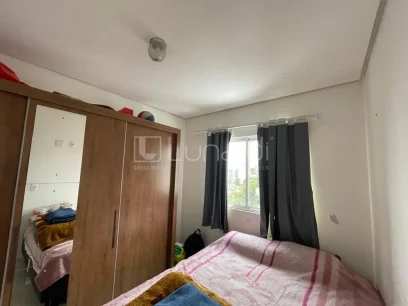 Foto Apartamento com 2 Dormitórios