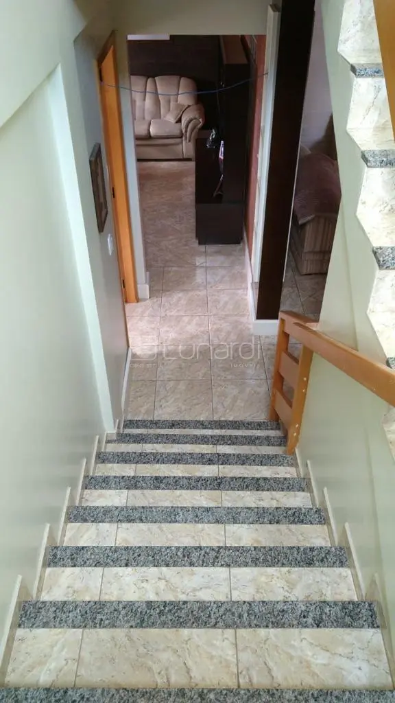 Foto Casa com 3 Dormitórios