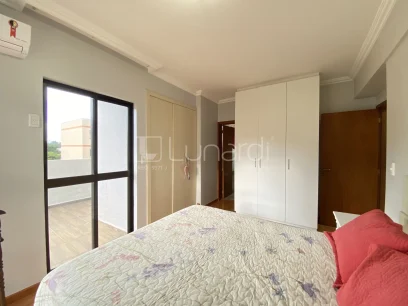 Foto Apartamento com 3 Dormitórios