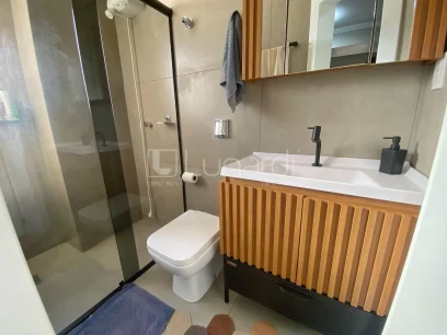 Foto Apartamento com 4 Dormitórios