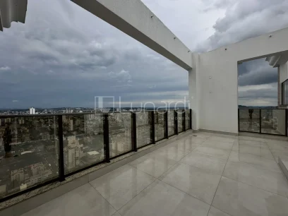 Foto Cobertura com 3 Suítes