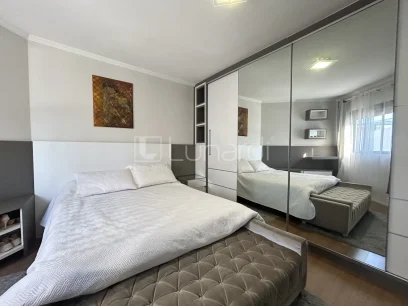 Foto Apartamento com 3 Dormitórios