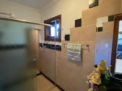 Foto Casa com 3 Dormitórios