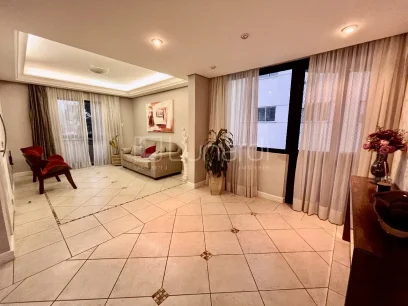 Foto Apartamento Duplex com 3 Dormitórios