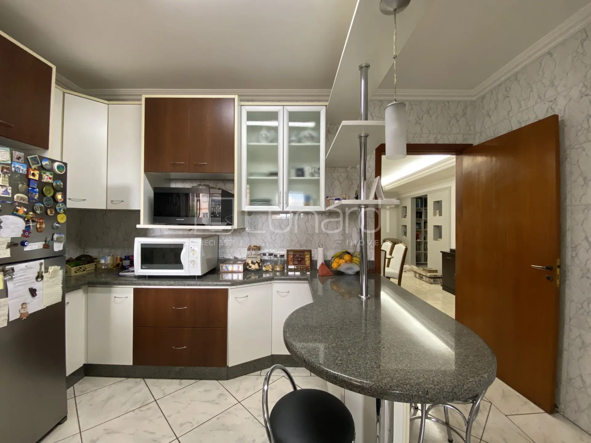 Foto Apartamento com 3 Dormitórios