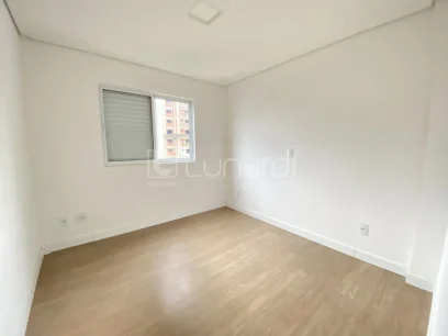 Foto Apartamento com 3 Dormitórios