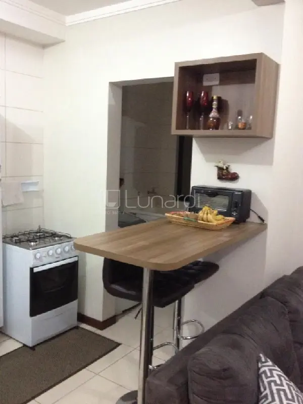 Foto Apartamento com 2 Dormitórios