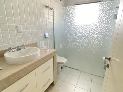 Foto Apartamento com 3 Suítes