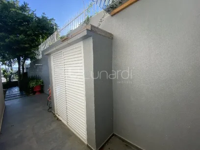 Foto Casa com 3 Dormitórios