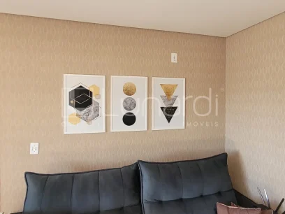 Foto Apartamento com 2 Dormitórios