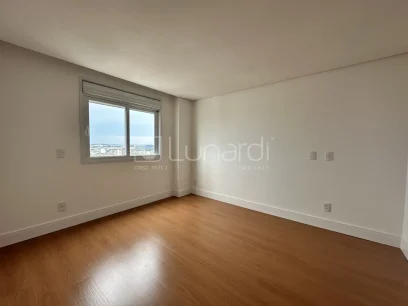 Foto Cobertura com 3 Suítes