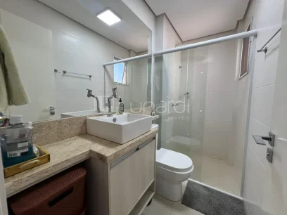 Foto Apartamento com 2 Dormitórios