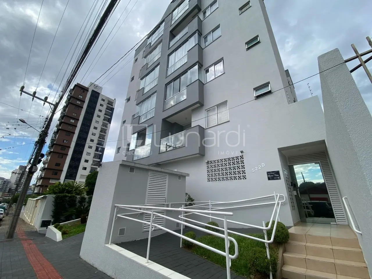 Foto Apartamento com 2 Dormitórios