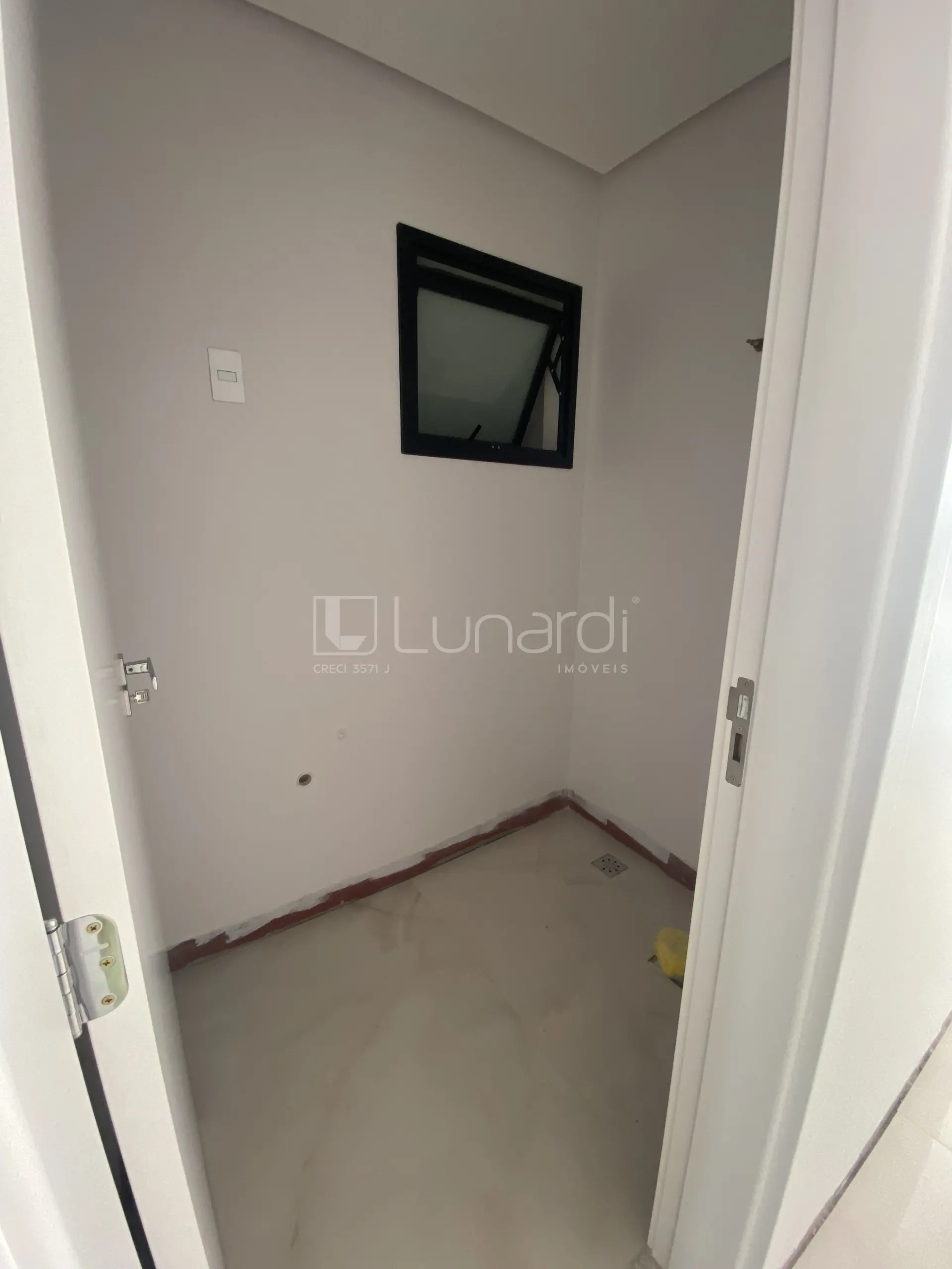 Foto Apartamento com 3 Suítes