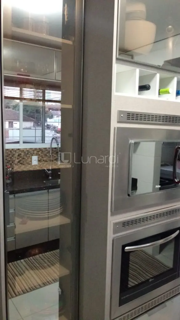 Foto Apartamento com 3 Dormitórios