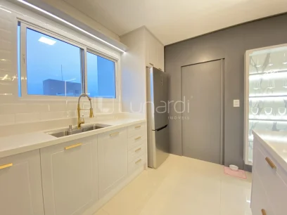 Foto Apartamento com 2 Dormitórios