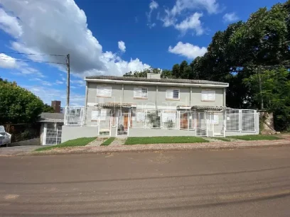 Foto Sobrado com 2 Suítes