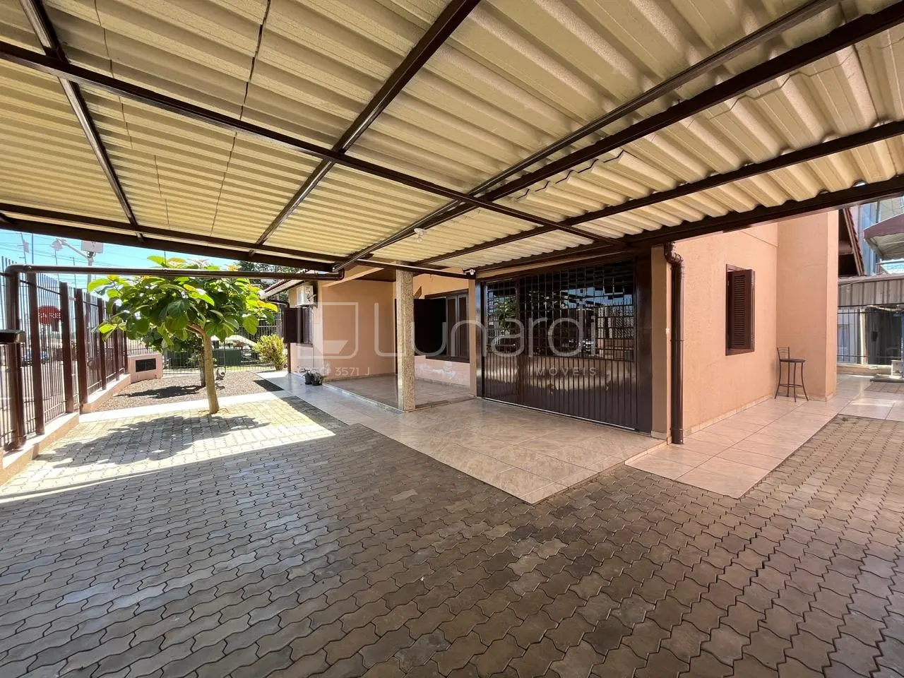 Foto Casa com 2 Dormitórios