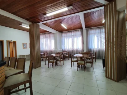 Foto Apartamento com 3 Dormitórios
