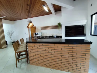 Foto Apartamento com 3 Dormitórios