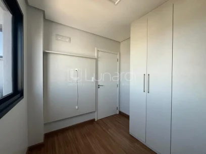 Foto Apartamento com 2 Dormitórios