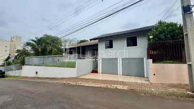 Casa com 3 Dormitórios