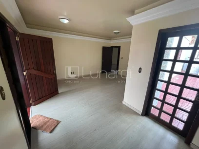 Foto Casa com 3 Dormitórios