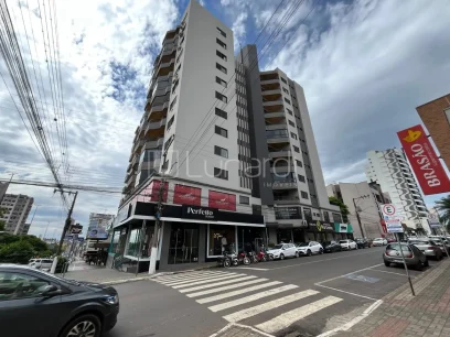 Apartamento com 3 Dormitórios