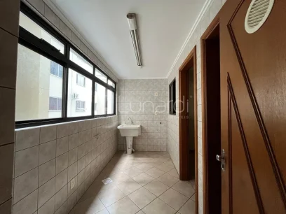 Foto Apartamento com 3 Dormitórios