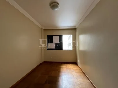 Foto Apartamento com 3 Dormitórios