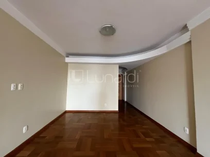 Foto Apartamento com 3 Dormitórios