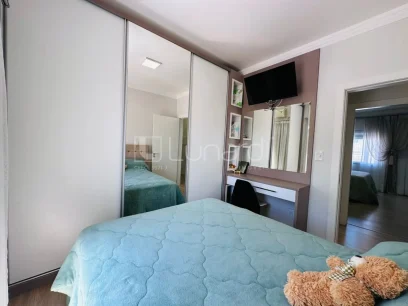 Foto Casa com 3 Dormitórios