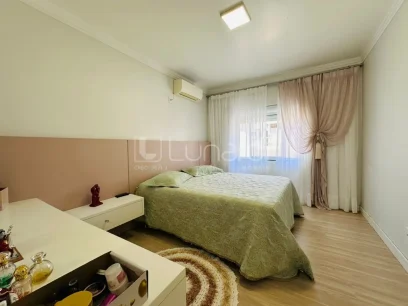 Foto Casa com 3 Dormitórios