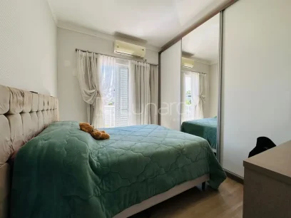 Foto Casa com 3 Dormitórios