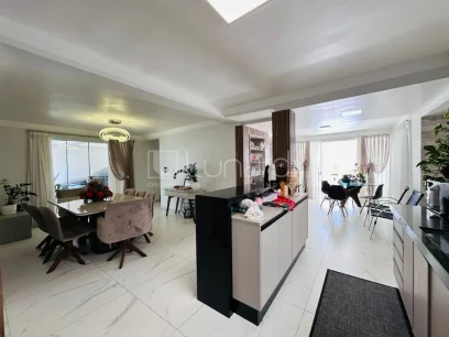 Foto Casa com 3 Dormitórios