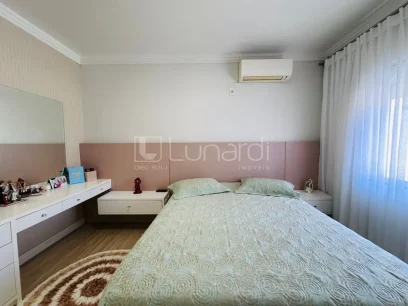 Foto Casa com 3 Dormitórios