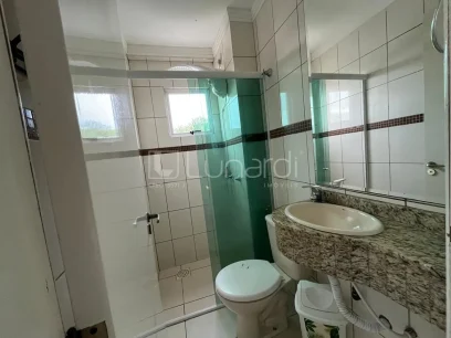 Foto Apartamento com 2 Dormitórios