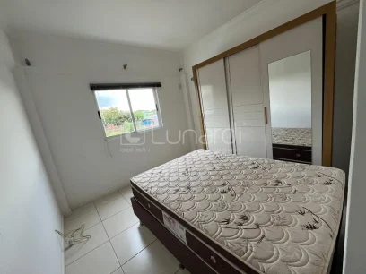 Foto Apartamento com 2 Dormitórios