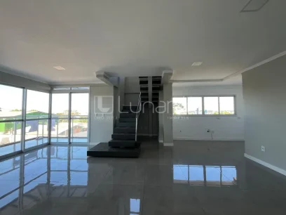Foto Apartamento Duplex com 3 Dormitórios