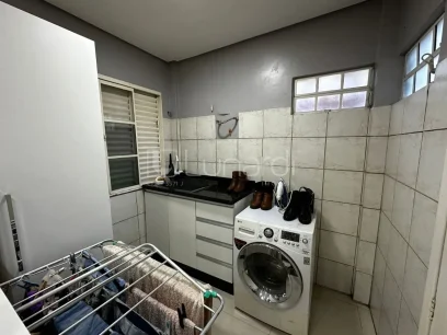 Foto Casa com 4 Dormitórios