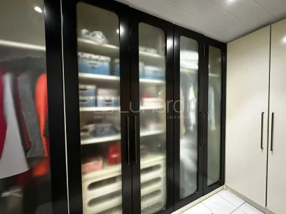 Foto Casa com 4 Dormitórios