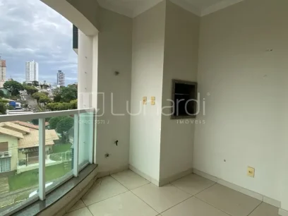 Foto Apartamento com 2 Dormitórios