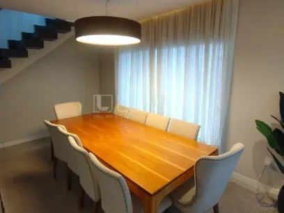 Foto Casa com 3 Dormitórios